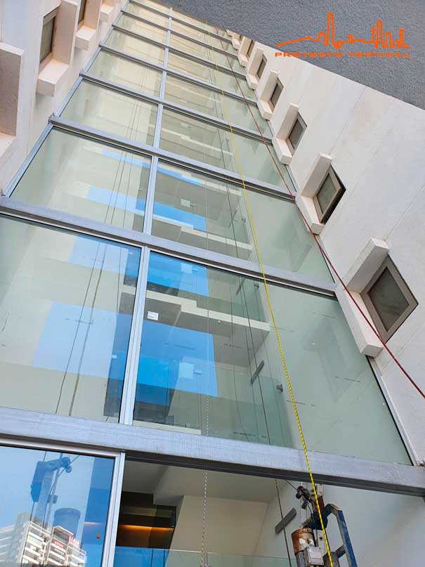 Sellado de ventanas y termopaneles